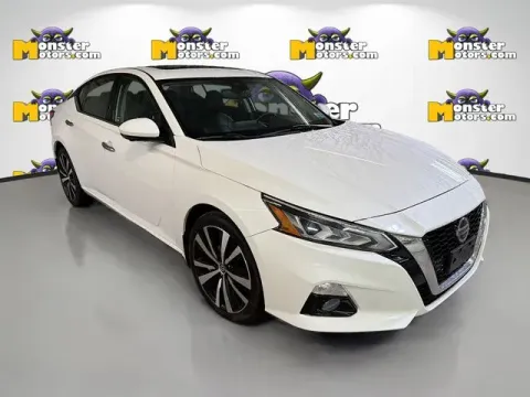 Another view of 2019 Nissan Altima 2.5 Platinum for sale in Michigan Center, MI at Monster Motors - Jackson, MI
