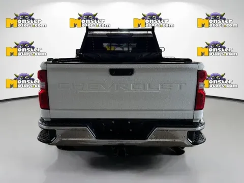 More photos of 2020 Chevrolet Silverado 2500HD LT at Monster Motors - Jackson, MI, MI