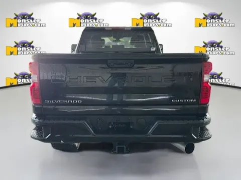 More photos of 2022 Chevrolet Silverado 2500HD Custom at Monster Motors - Jackson, MI, MI
