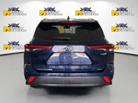 More photos of 2021 Toyota Highlander Hybrid XLE at Monster Motors - Jackson, MI, MI