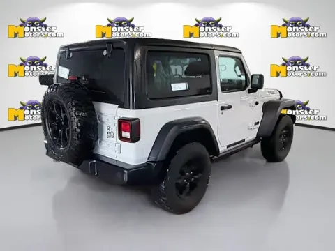 More photos of 2022 Jeep Wrangler Willys at Monster Motors - Jackson, MI, MI