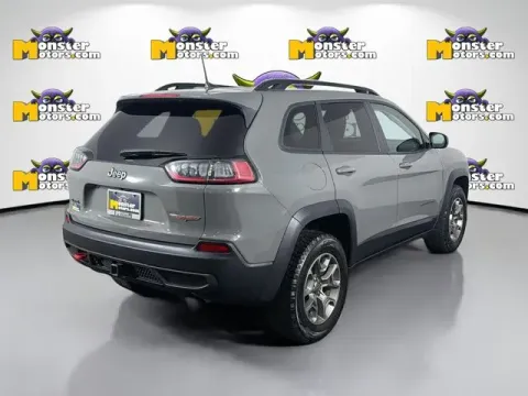 More photos of 2022 Jeep Cherokee Trailhawk at Monster Motors - Jackson, MI, MI