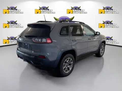 More photos of 2022 Jeep Cherokee Trailhawk at Monster Motors - Jackson, MI, MI