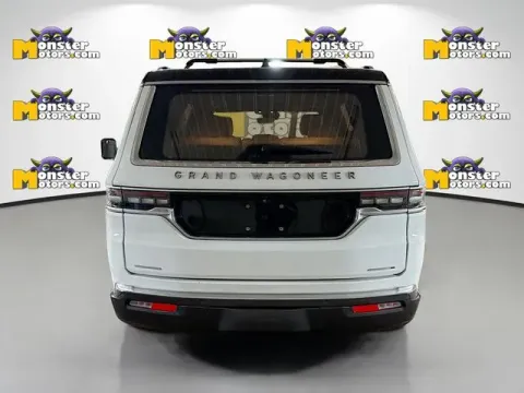 More photos of 2022 Jeep Grand Wagoneer Series III at Monster Motors - Jackson, MI, MI
