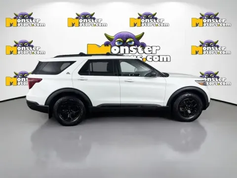 More photos of 2021 Ford Explorer Timberline at Monster Motors - Jackson, MI, MI