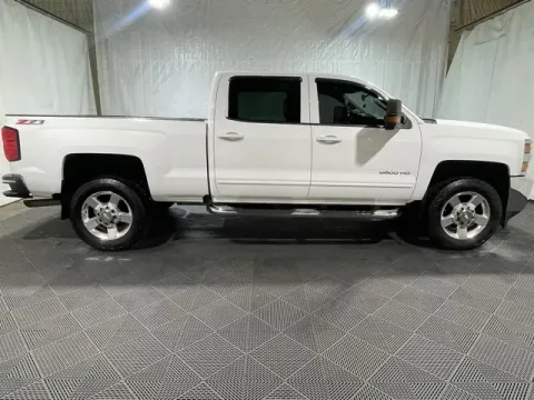 More photos of 2016 Chevrolet Silverado 2500HD LT at Monster Motors - Jackson, MI, MI