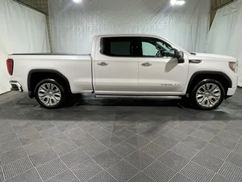 More photos of 2021 GMC Sierra 1500 Denali at Monster Motors - Jackson, MI, MI