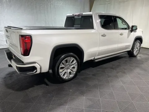 More photos of 2021 GMC Sierra 1500 Denali at Monster Motors - Jackson, MI, MI