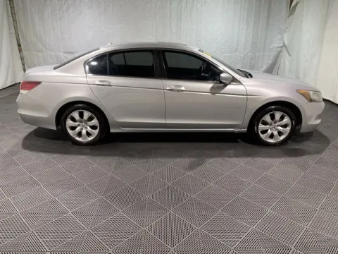 More photos of 2010 Honda Accord EX-L at Monster Motors - Jackson, MI, MI