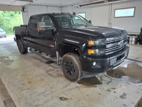More photos of 2018 Chevrolet Silverado 2500HD LTZ at Monster Motors - Jackson, MI, MI