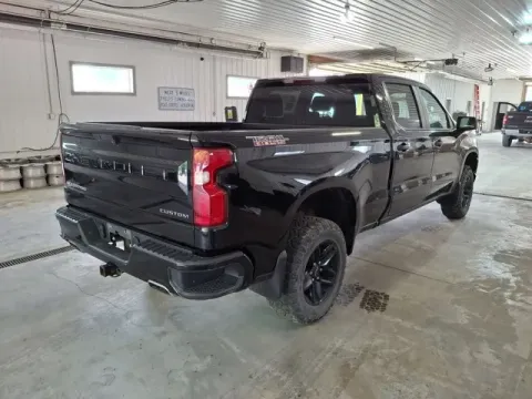 More photos of 2021 Chevrolet Silverado 1500 Custom Trail Boss at Monster Motors - Jackson, MI, MI