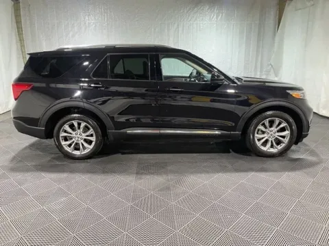 More photos of 2023 Ford Explorer Limited at Monster Motors - Jackson, MI, MI