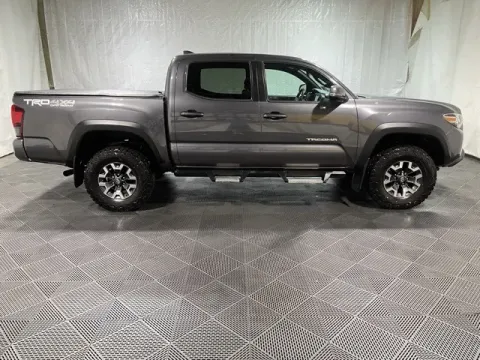 More photos of 2018 Toyota Tacoma TRD Off-Road at Monster Motors - Jackson, MI, MI
