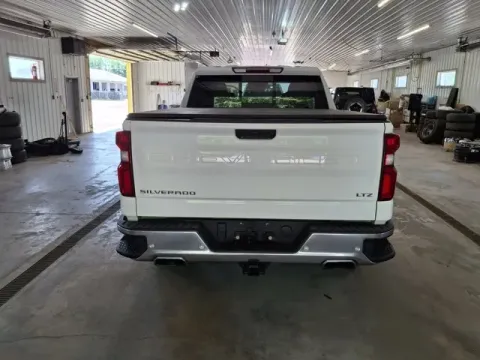 More photos of 2022 Chevrolet Silverado 1500 LTZ at Monster Motors - Jackson, MI, MI