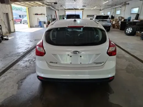 More photos of 2014 Ford Focus Titanium at Monster Motors - Jackson, MI, MI