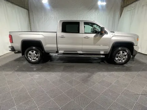 More photos of 2017 GMC Sierra 2500HD SLE at Monster Motors - Jackson, MI, MI