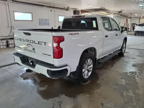 More photos of 2021 Chevrolet Silverado 1500 Custom at Monster Motors - Jackson, MI, MI