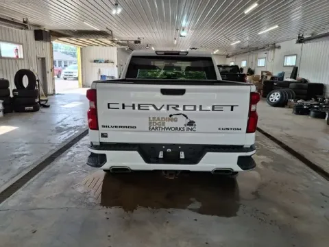 More photos of 2021 Chevrolet Silverado 1500 Custom at Monster Motors - Jackson, MI, MI