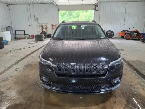 Photos of 2020 Jeep Cherokee Altitude for sale in Michigan Center, MI at Monster Motors - Jackson, MI