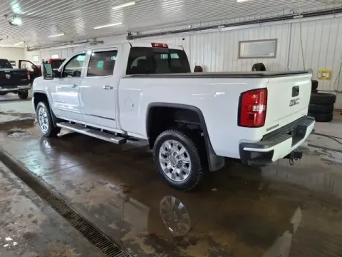 More photos of 2018 GMC Sierra 2500HD Denali at Monster Motors - Jackson, MI, MI