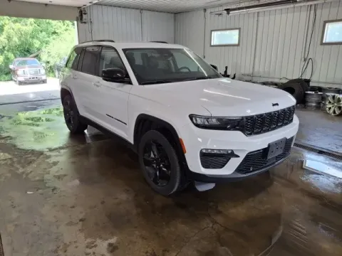 Another view of 2023 Jeep Grand Cherokee Limited for sale in Michigan Center, MI at Monster Motors - Jackson, MI