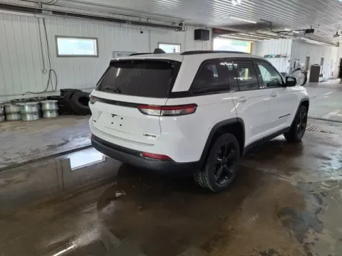 More photos of 2023 Jeep Grand Cherokee Limited at Monster Motors - Jackson, MI, MI