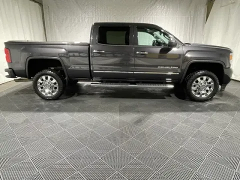 More photos of 2016 GMC Sierra 2500HD Denali at Monster Motors - Jackson, MI, MI