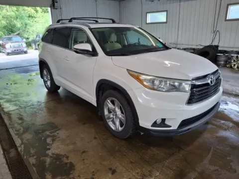 Another view of 2016 Toyota Highlander for sale in Michigan Center, MI at Monster Motors - Jackson, MI