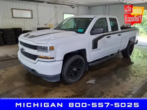 White 2018 Chevrolet Silverado 1500 Custom for sale in Michigan Center, MI