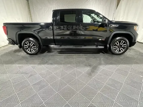 More photos of 2021 GMC Sierra 1500 AT4 at Monster Motors - Jackson, MI, MI