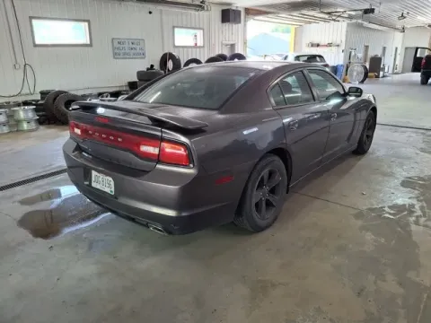 More photos of 2014 Dodge Charger SE at Monster Motors - Jackson, MI, MI