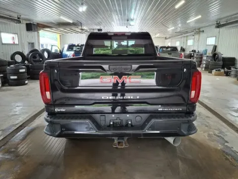More photos of 2022 GMC Sierra 2500HD Denali at Monster Motors - Jackson, MI, MI