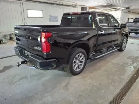 More photos of 2021 Chevrolet Silverado 1500 High Country at Monster Motors - Jackson, MI, MI