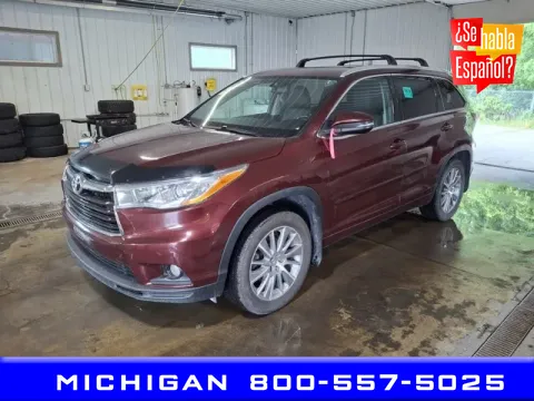 Red 2014 Toyota Highlander XLE V6 for sale in Michigan Center, MI