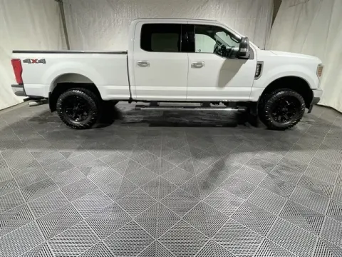 More photos of 2019 Ford F-250SD XLT at Monster Motors - Jackson, MI, MI
