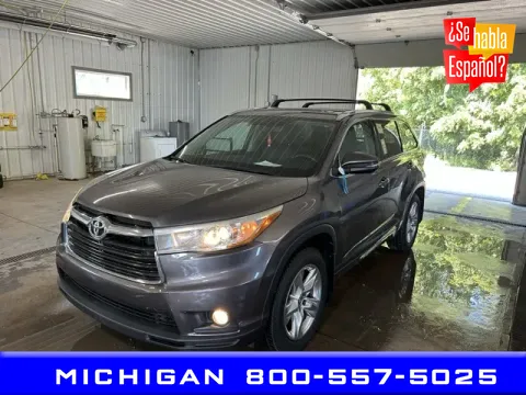 Gray 2016 Toyota Highlander for sale in Michigan Center, MI