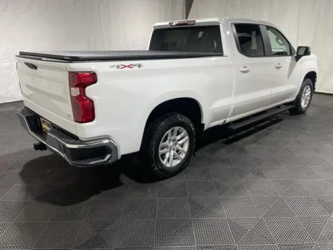 More photos of 2021 Chevrolet Silverado 1500 LT at Monster Motors - Jackson, MI, MI