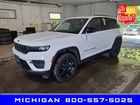 White 2023 Jeep Grand Cherokee Altitude X for sale in Michigan Center, MI