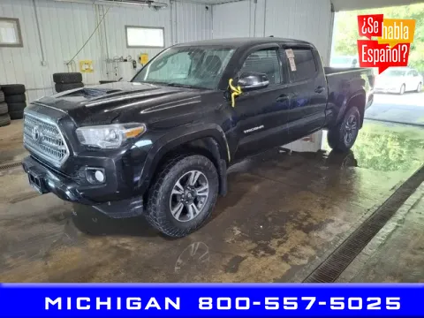 Black 2017 Toyota Tacoma for sale in Michigan Center, MI