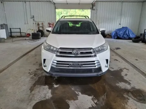 Photos of 2017 Toyota Highlander for sale in Michigan Center, MI at Monster Motors - Jackson, MI