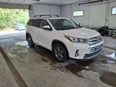 Another view of 2017 Toyota Highlander for sale in Michigan Center, MI at Monster Motors - Jackson, MI