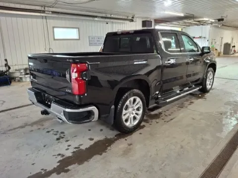 More photos of 2022 Chevrolet Silverado 1500 LTZ at Monster Motors - Jackson, MI, MI