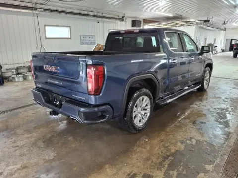 More photos of 2022 GMC Sierra 1500 Limited Denali at Monster Motors - Jackson, MI, MI