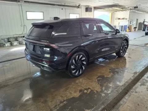 More photos of 2024 Lincoln Nautilus Reserve at Monster Motors - Jackson, MI, MI