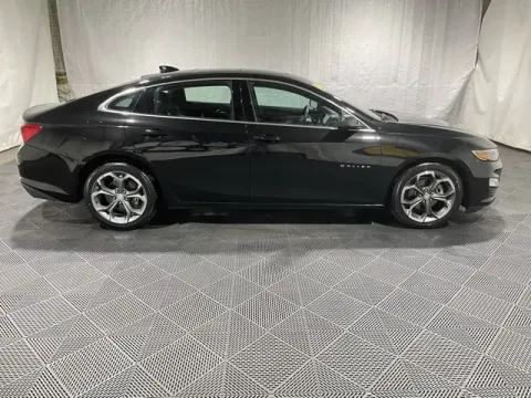 More photos of 2023 Chevrolet Malibu LT at Monster Motors - Jackson, MI, MI