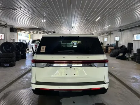 More photos of 2022 Lincoln Navigator Reserve at Monster Motors - Jackson, MI, MI