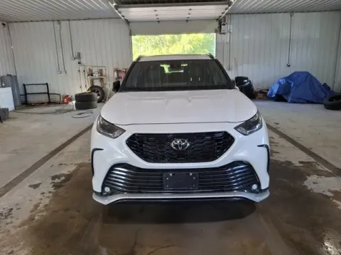 Photos of 2024 Toyota Highlander XSE for sale in Michigan Center, MI at Monster Motors - Jackson, MI