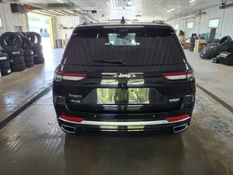 More photos of 2022 Jeep Grand Cherokee Summit at Monster Motors - Jackson, MI, MI