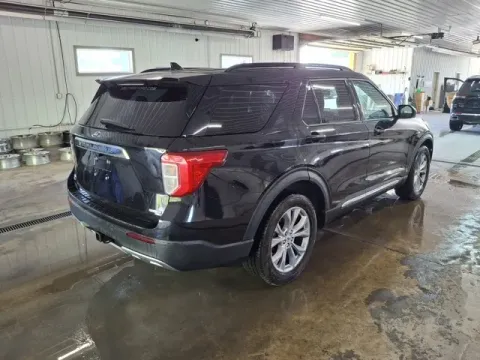 More photos of 2020 Ford Explorer XLT at Monster Motors - Jackson, MI, MI