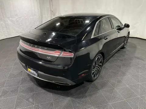 More photos of 2020 Lincoln MKZ Standard at Monster Motors - Jackson, MI, MI